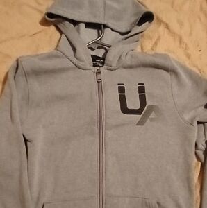 Under Armour zip up hooded sweatshirt size YXL